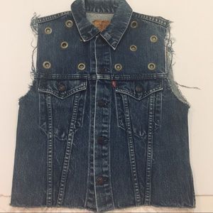 Levi’s Denim Metal Grommet Distressed Vest